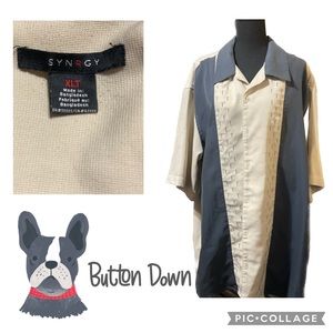 Men’s casual button down shirt